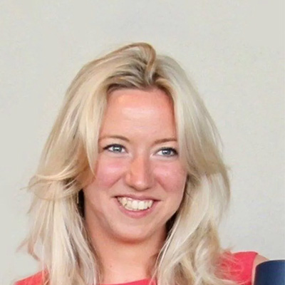 Dr. Mandy Visser